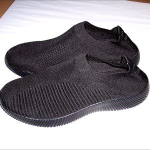 NWOT Women's Black Mesh Slip-on Sock Shoes Sneakers Size 9 1/2!